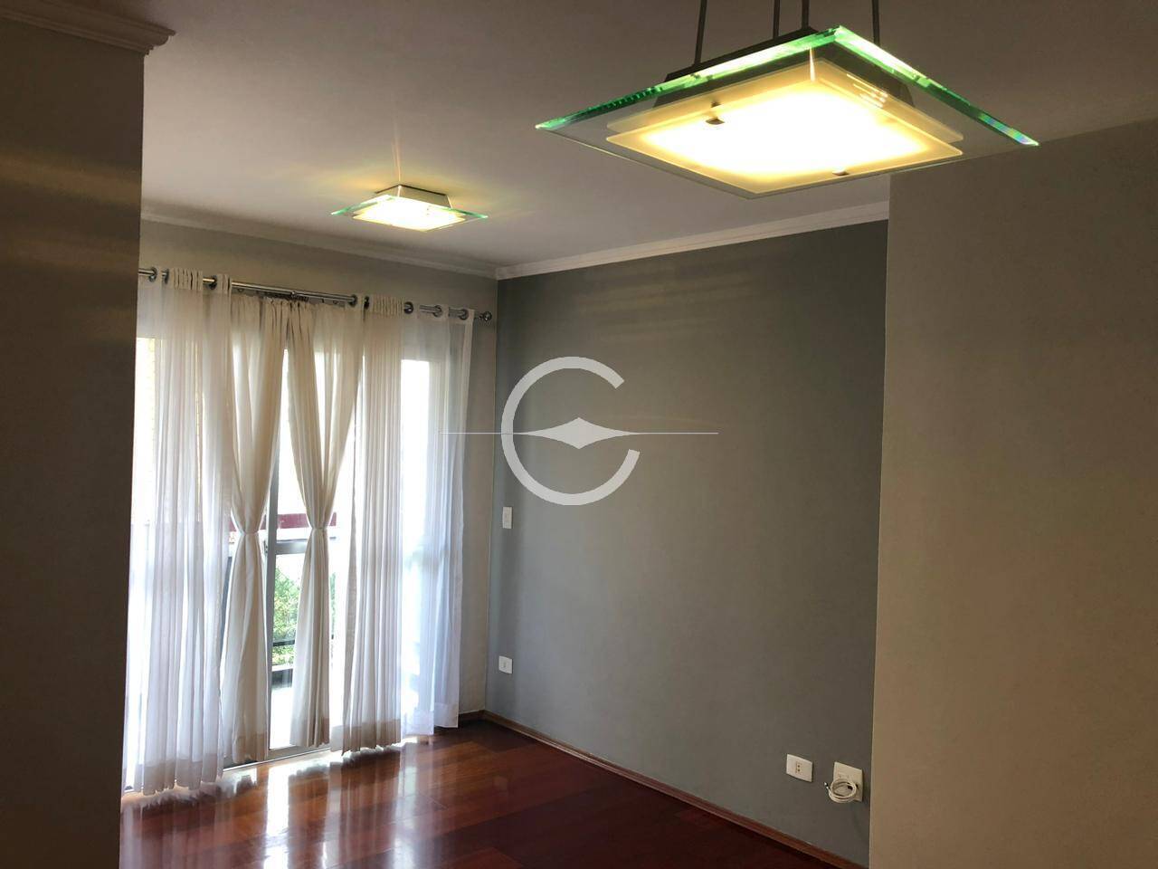 Apartamento à venda e aluguel com 2 quartos, 60m² - Foto 2