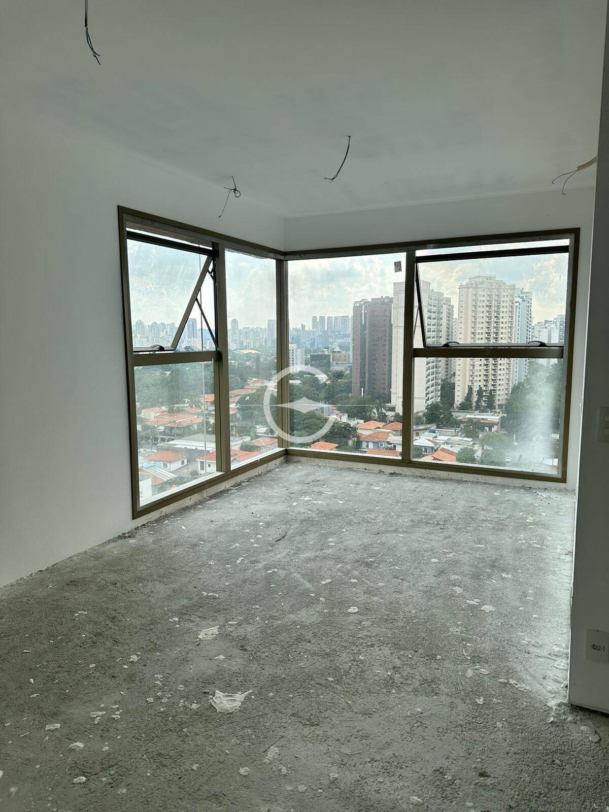 Apartamento à venda com 3 quartos, 149m² - Foto 9