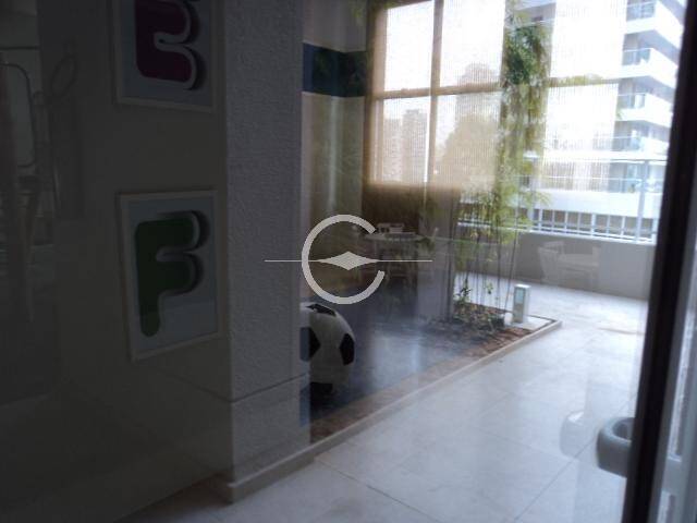 Apartamento à venda com 1 quarto, 38m² - Foto 25