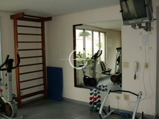 Apartamento à venda com 2 quartos, 75m² - Foto 38