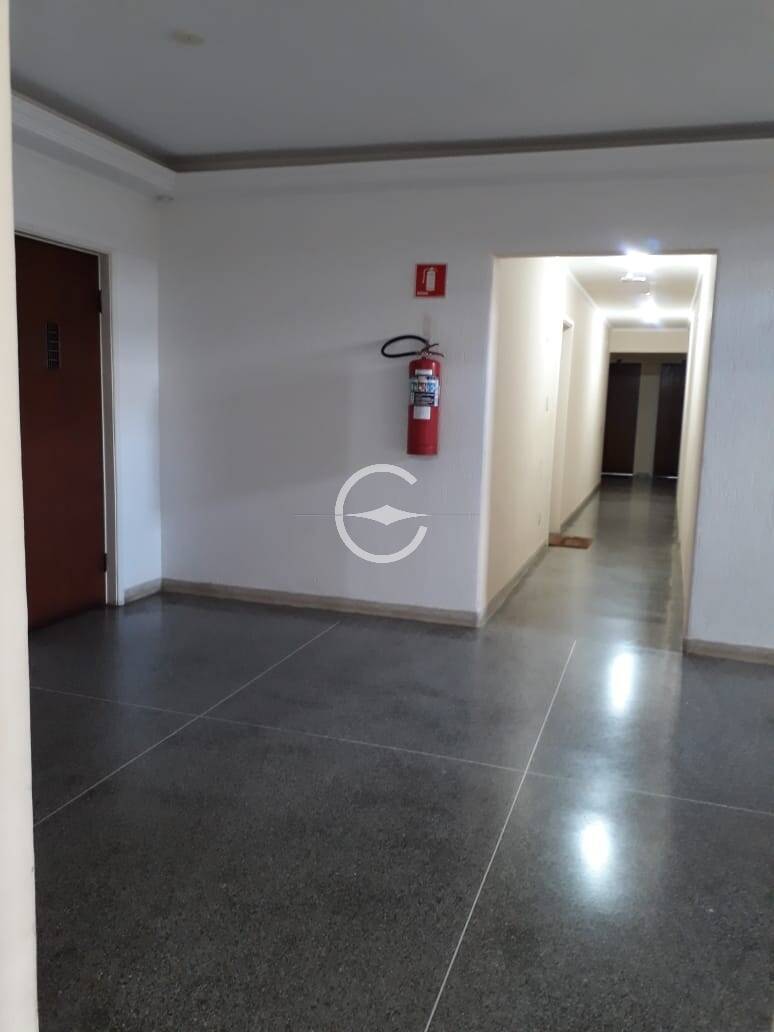 Apartamento para alugar com 1 quarto, 40m² - Foto 19