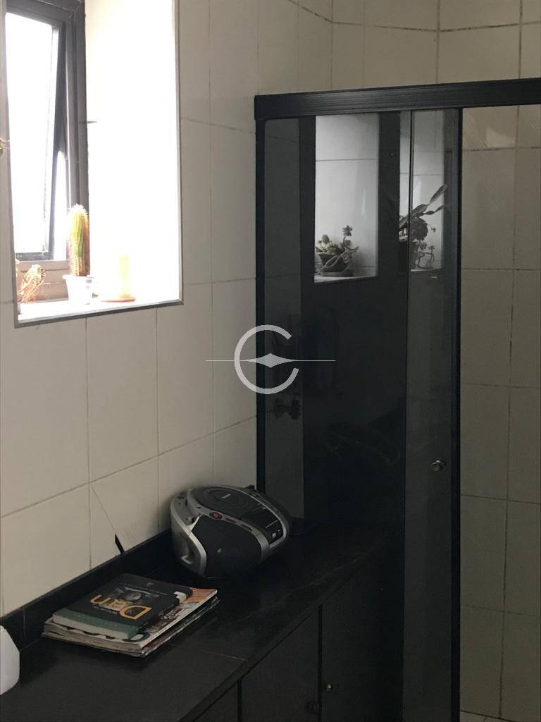 Apartamento à venda com 3 quartos, 197m² - Foto 14