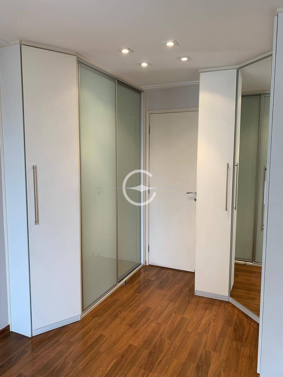 Apartamento à venda e aluguel com 2 quartos, 73m² - Foto 25