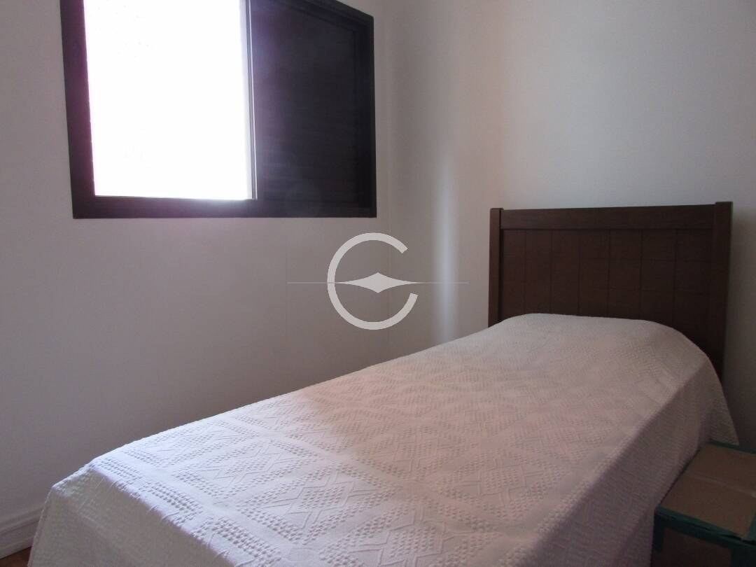 Apartamento para alugar com 3 quartos, 245m² - Foto 7