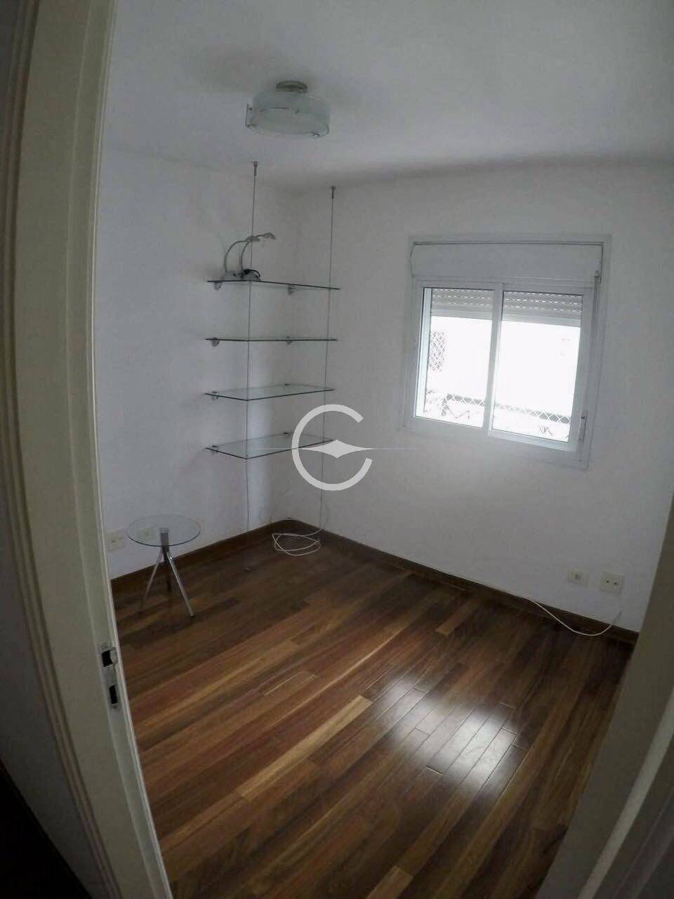 Apartamento para alugar com 2 quartos, 62m² - Foto 6