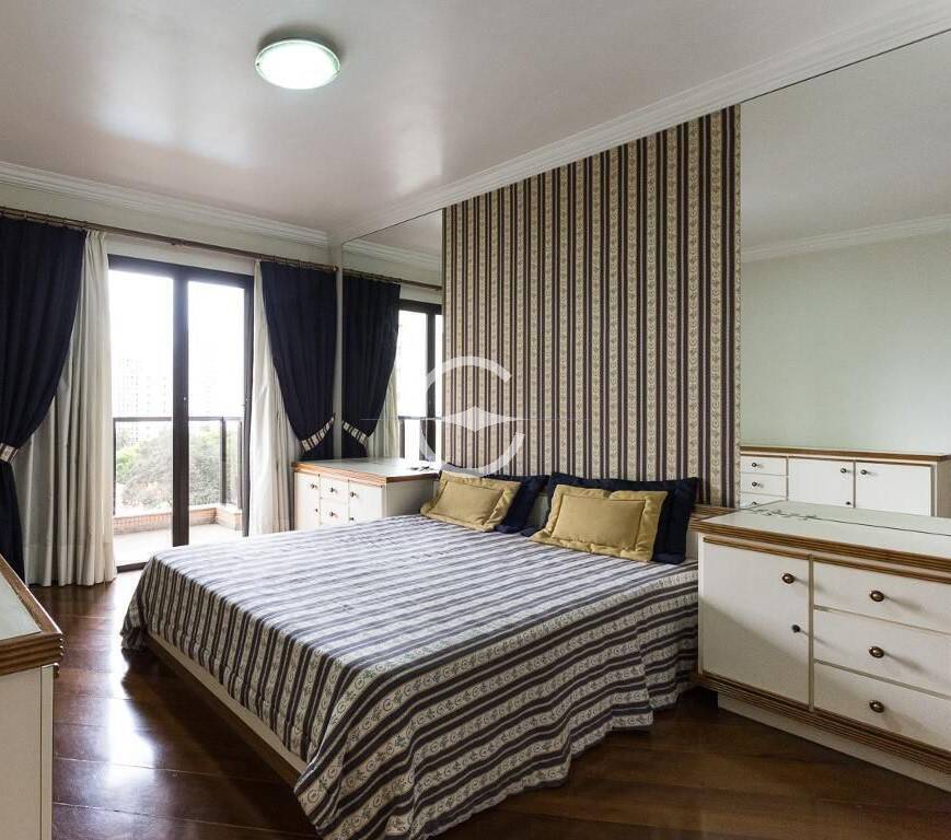 Apartamento à venda com 4 quartos, 235m² - Foto 16