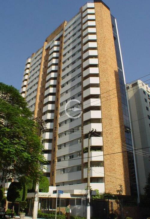 Apartamento à venda com 4 quartos, 188m² - Foto 1