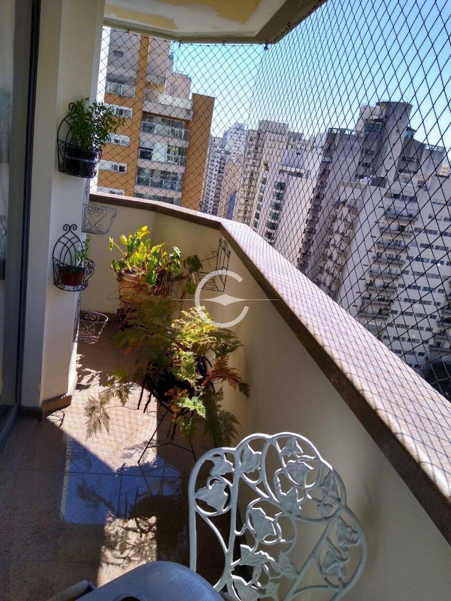 Apartamento à venda com 3 quartos, 127m² - Foto 5