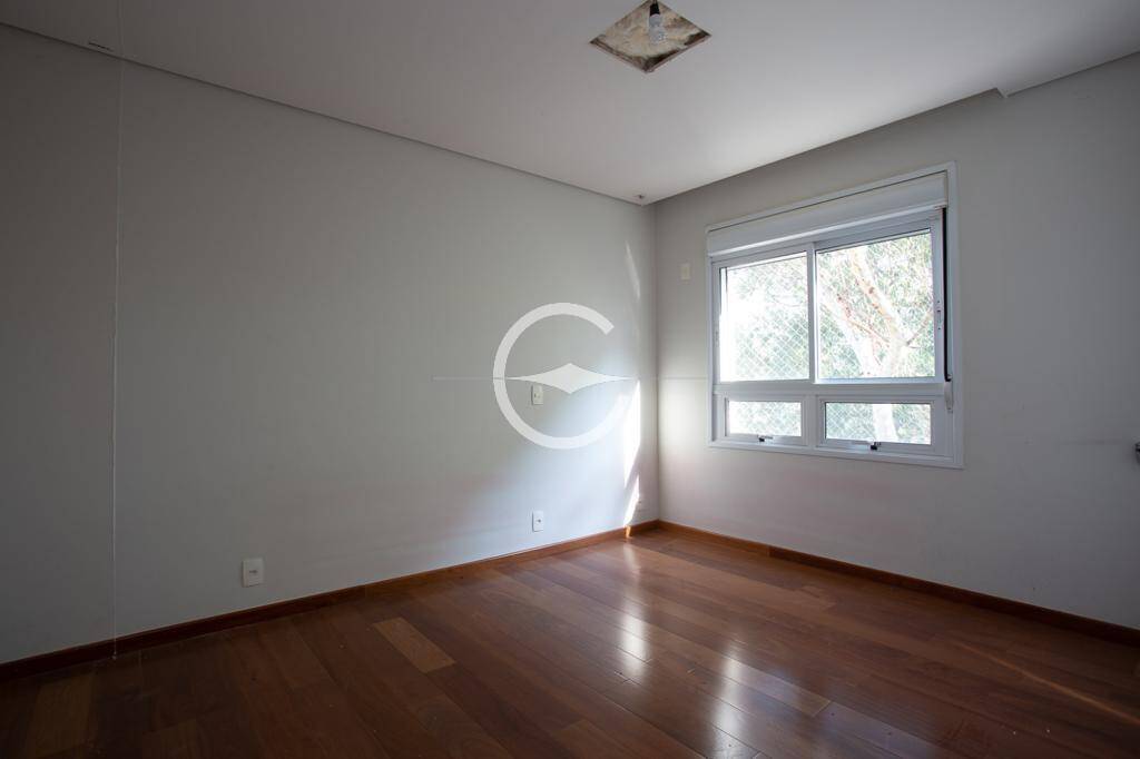 Apartamento para alugar com 5 quartos, 356m² - Foto 12