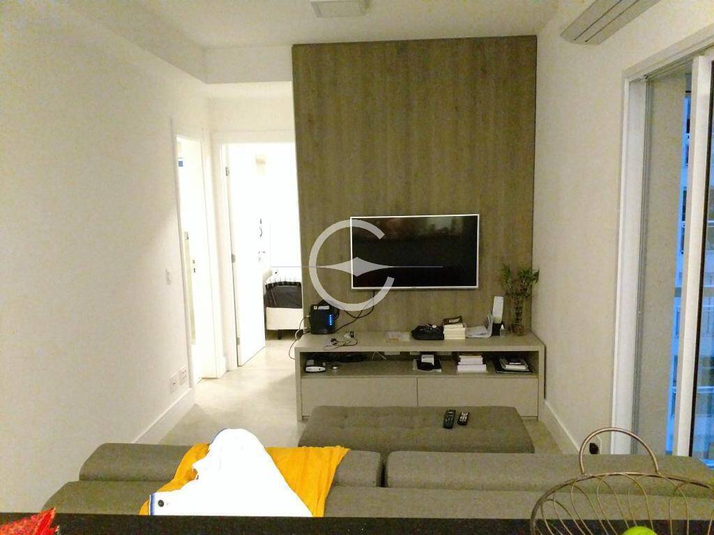 Apartamento para alugar com 1 quarto, 44m² - Foto 12