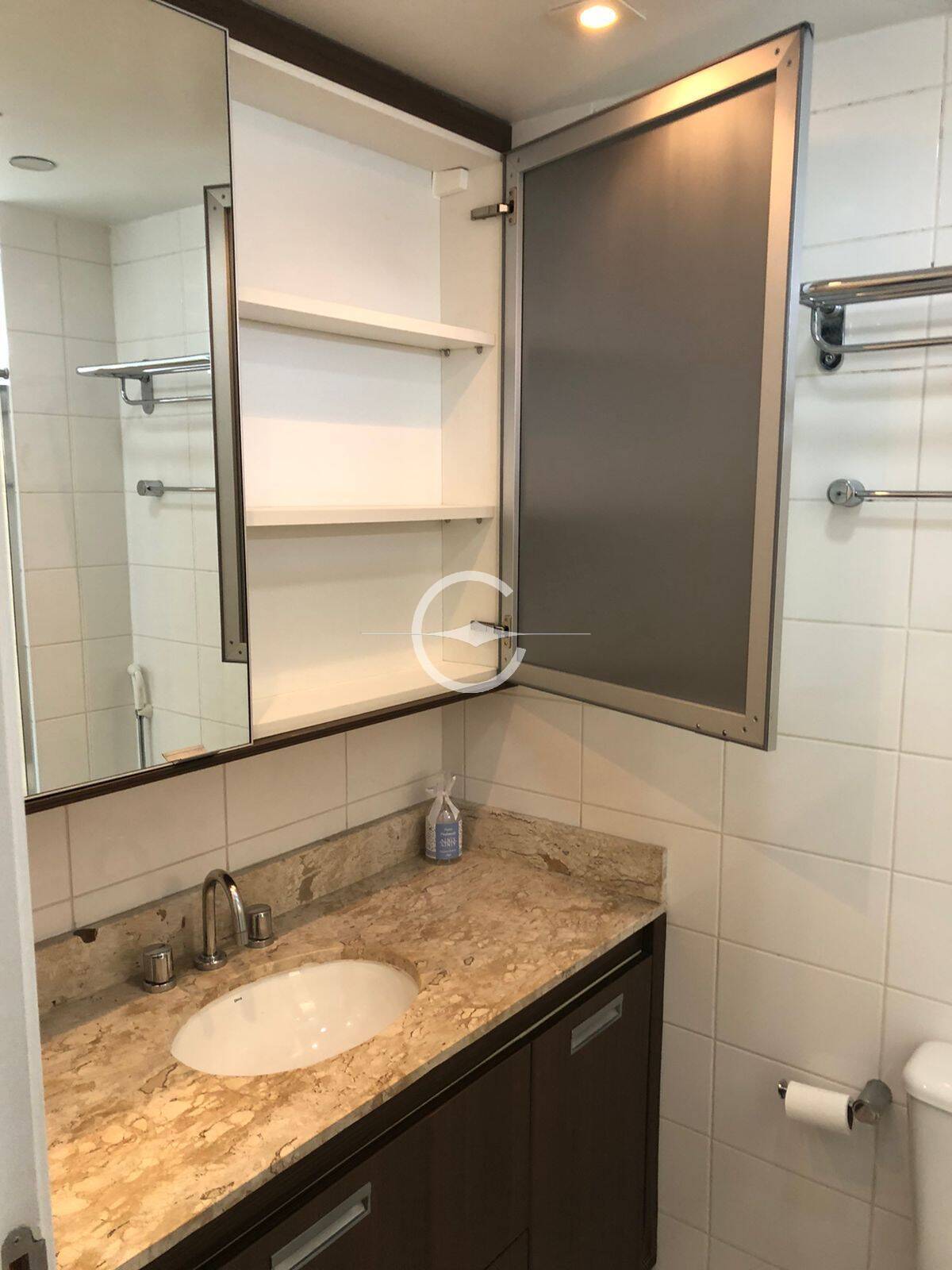 Apartamento para alugar com 2 quartos, 74m² - Foto 10