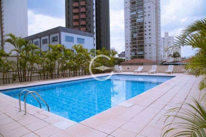 Apartamento à venda com 3 quartos, 161m² - Foto 2