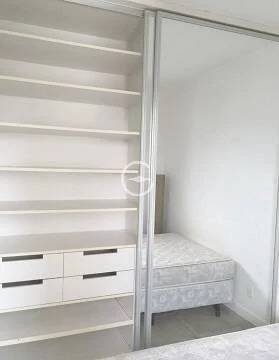 Apartamento à venda com 2 quartos, 53m² - Foto 4