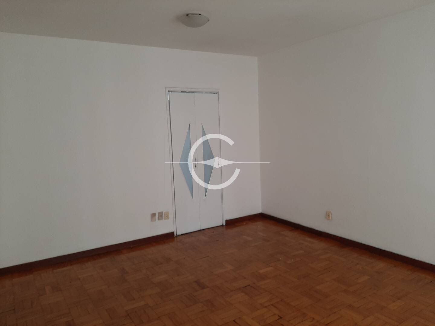 Apartamento à venda e aluguel com 3 quartos, 116m² - Foto 2