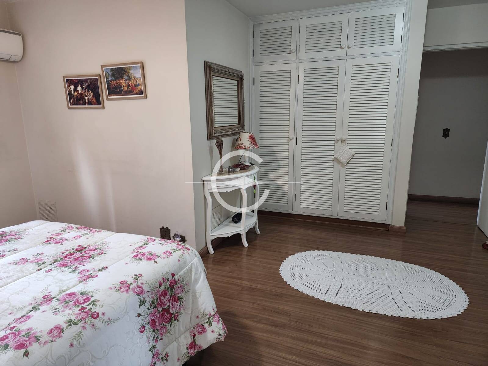 Apartamento à venda com 3 quartos, 198m² - Foto 6