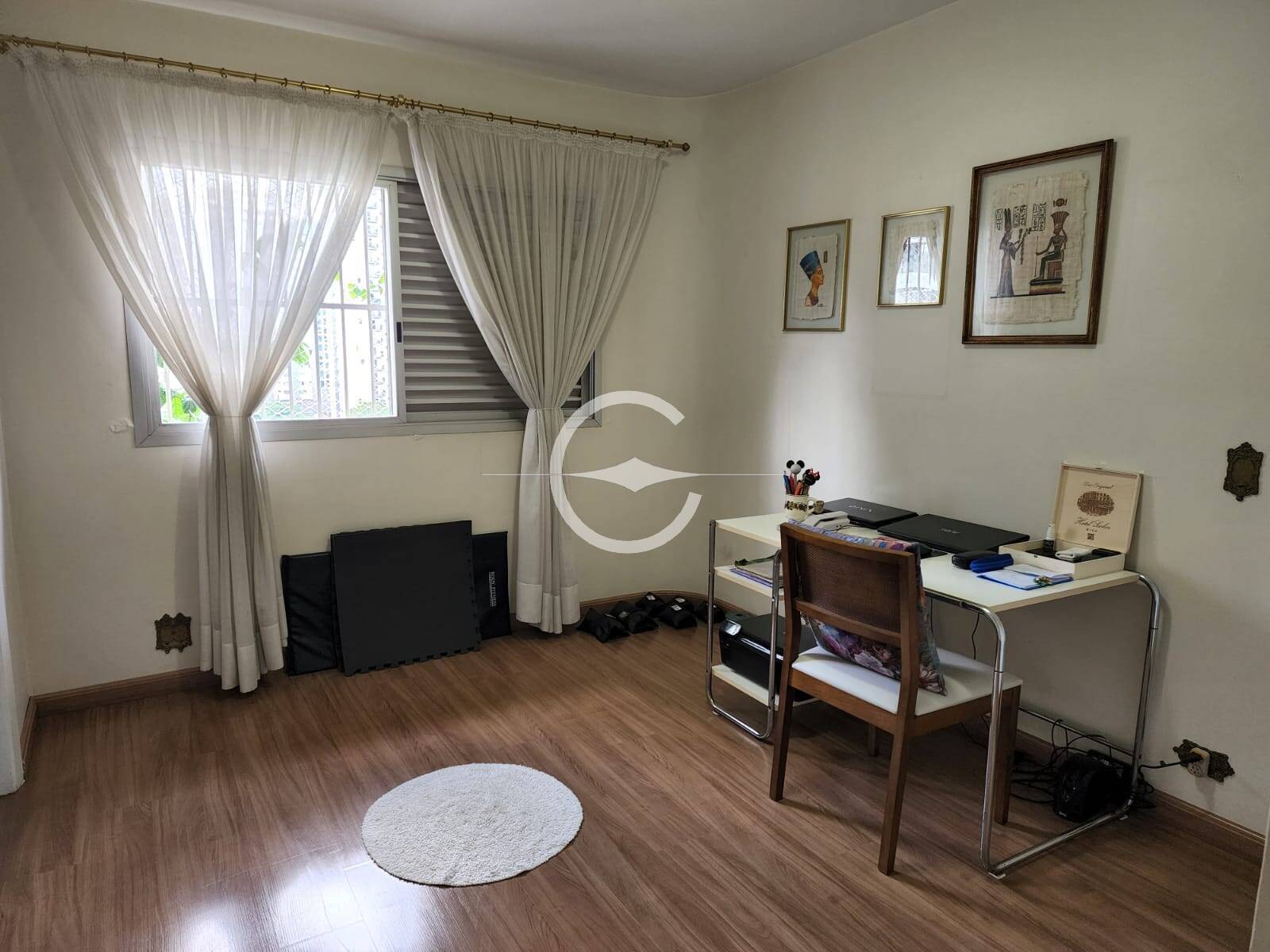 Apartamento à venda com 3 quartos, 198m² - Foto 11