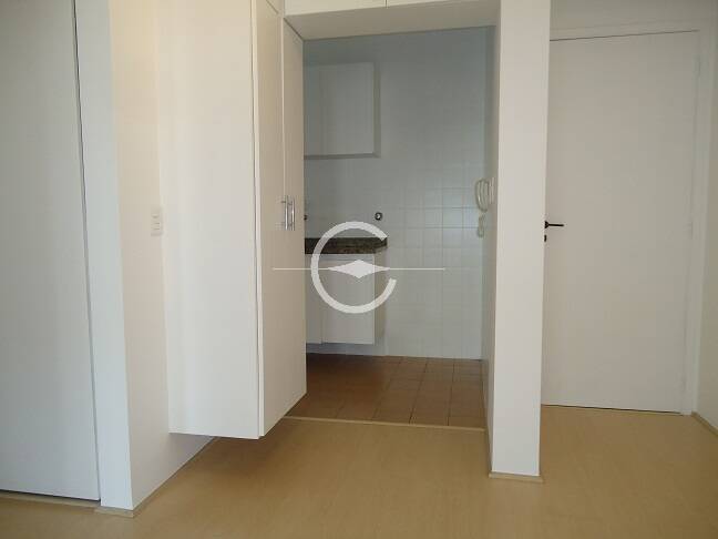 Apartamento à venda com 1 quarto, 40m² - Foto 4