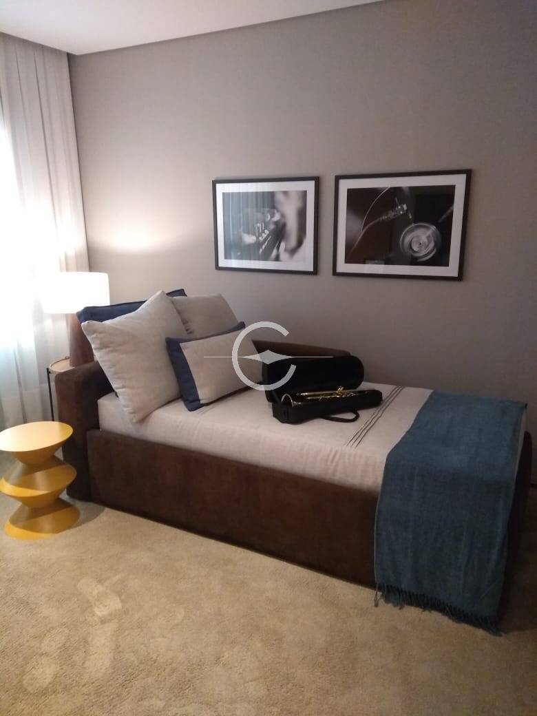 Apartamento à venda com 3 quartos, 265m² - Foto 17