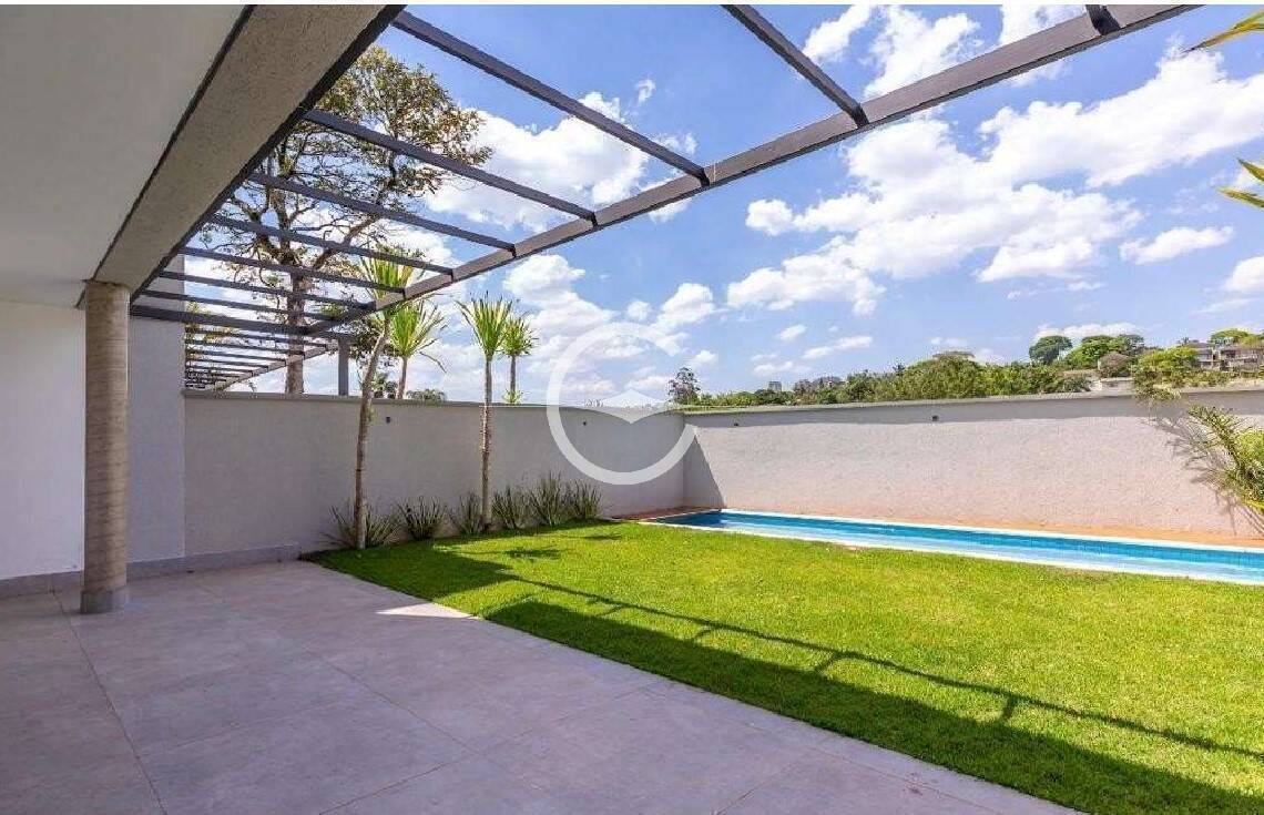 Casa à venda com 4 quartos, 424m² - Foto 1