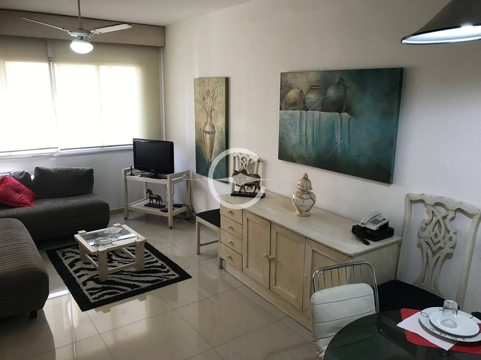 Apartamento para alugar com 1 quarto, 45m² - Foto 1