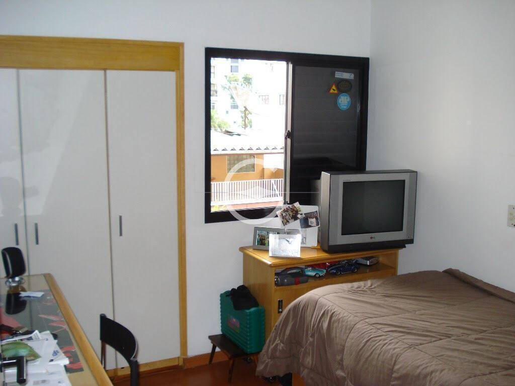 Apartamento à venda com 3 quartos, 115m² - Foto 8