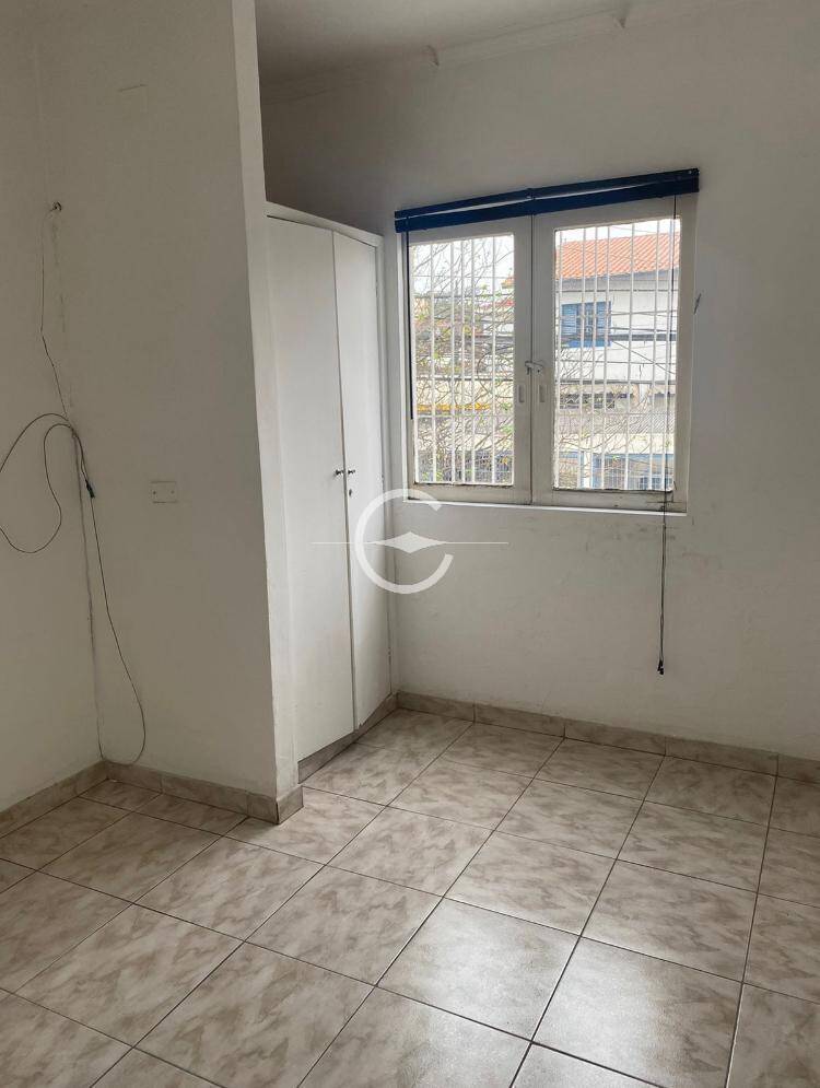 Casa para alugar com 3 quartos, 180m² - Foto 5