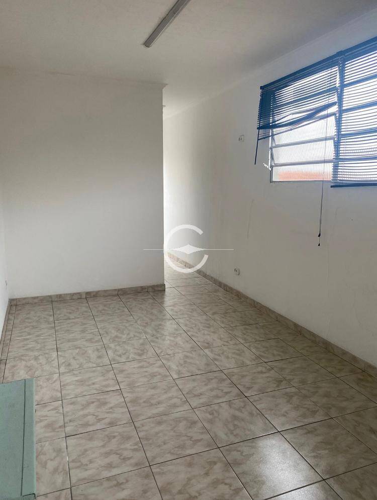 Casa para alugar com 3 quartos, 180m² - Foto 7