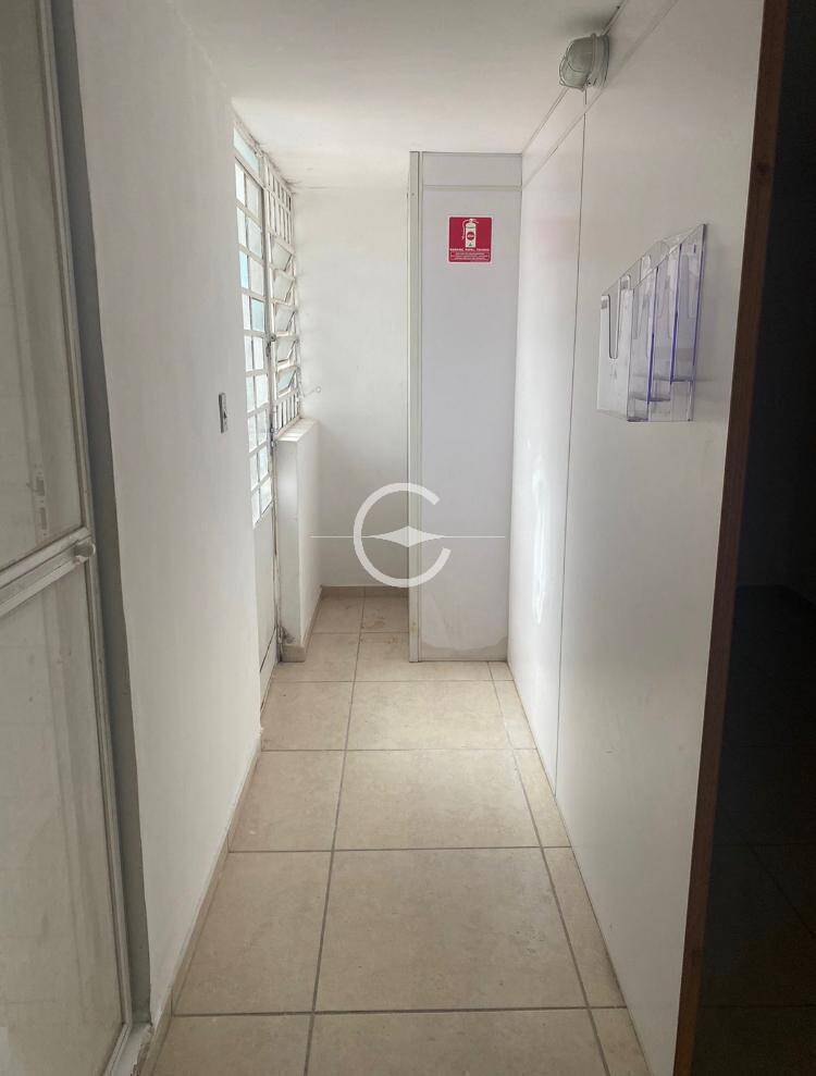 Casa para alugar com 3 quartos, 180m² - Foto 14