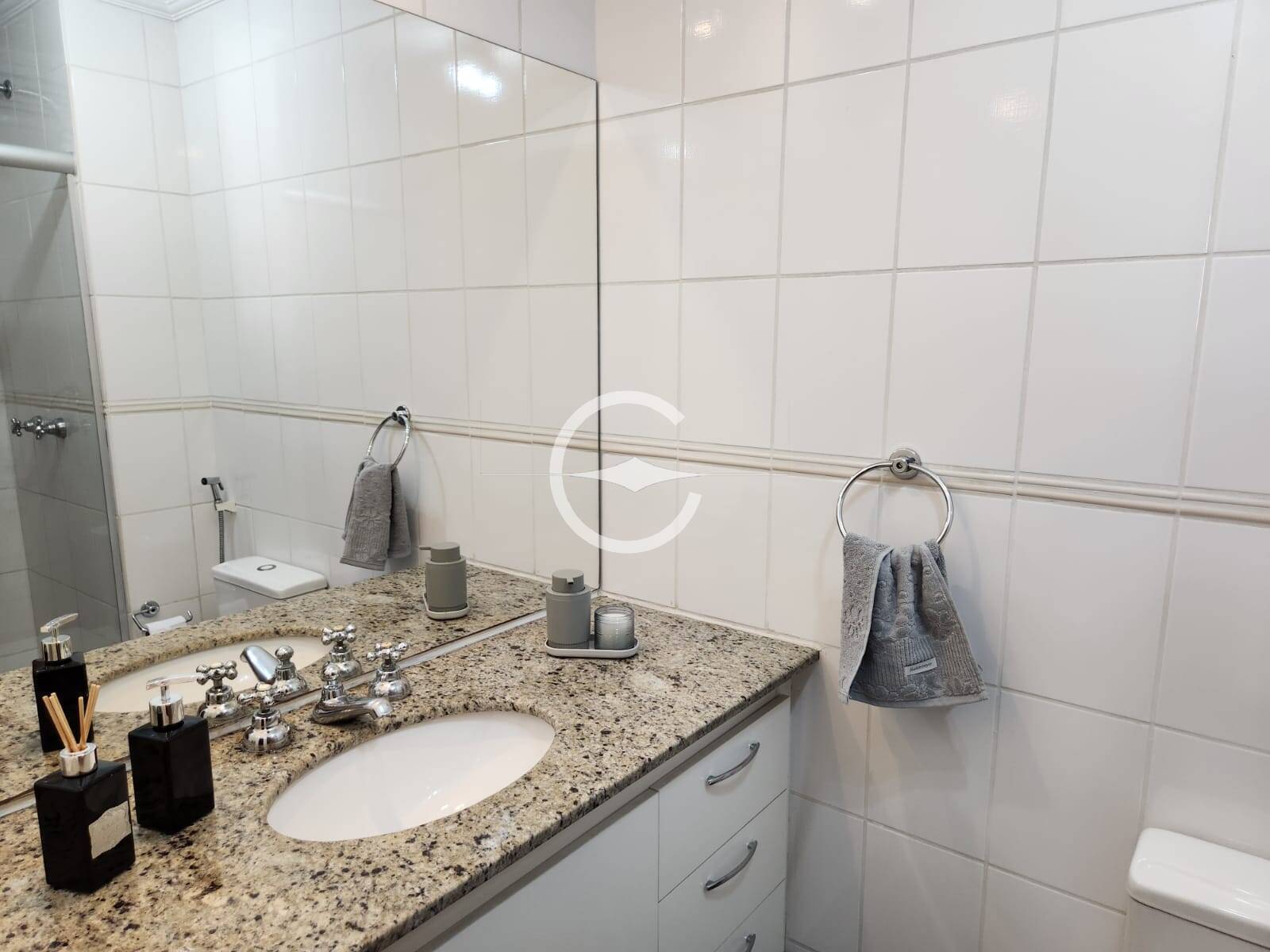 Apartamento à venda com 3 quartos, 80m² - Foto 12