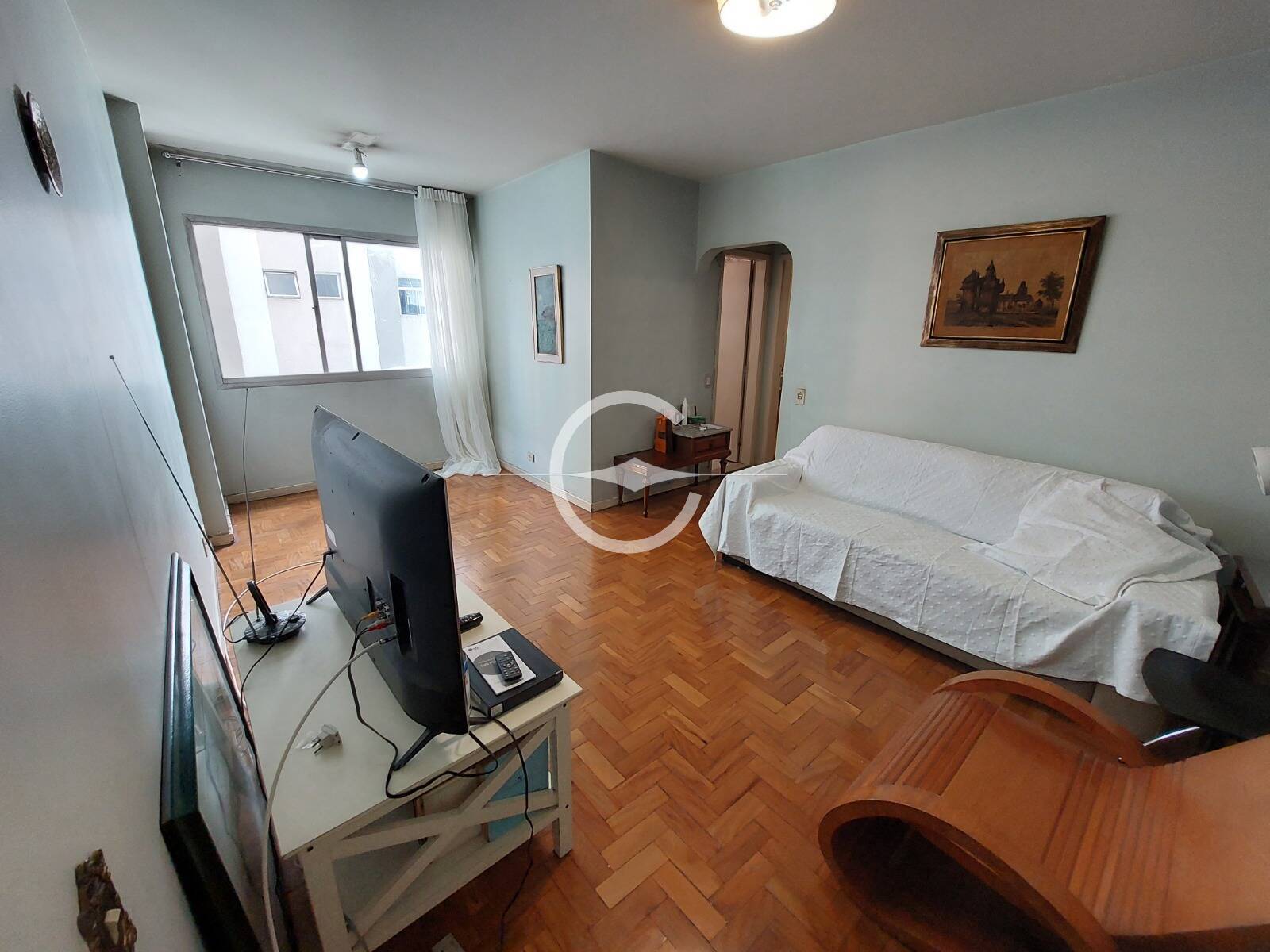 Apartamento à venda com 2 quartos, 72m² - Foto 1