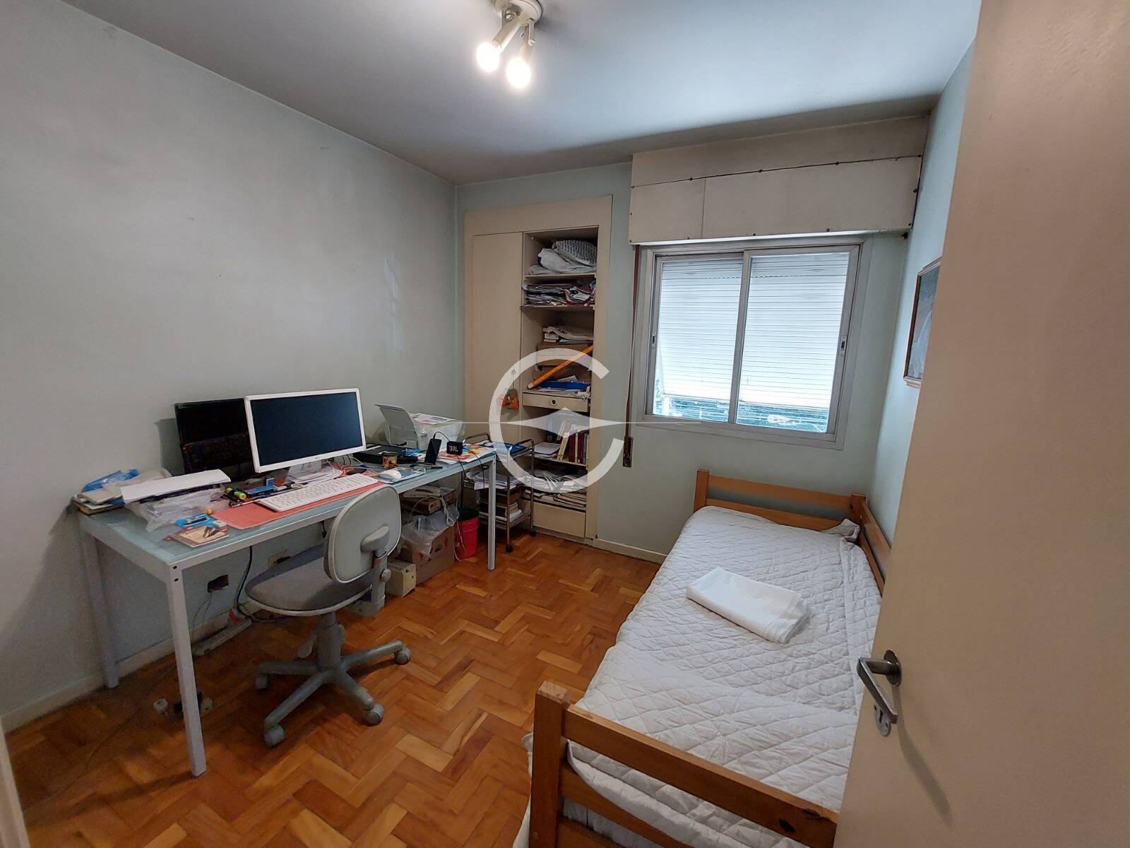 Apartamento à venda com 2 quartos, 72m² - Foto 9