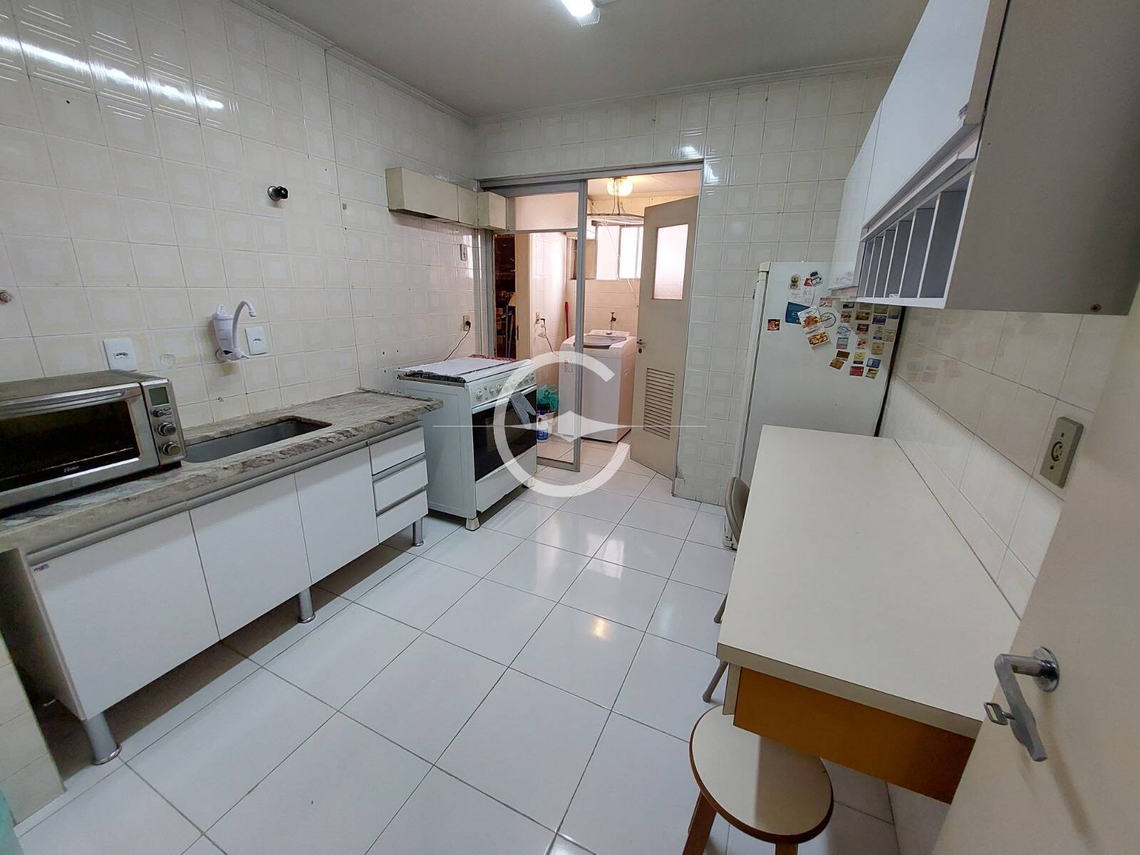 Apartamento à venda com 2 quartos, 72m² - Foto 13