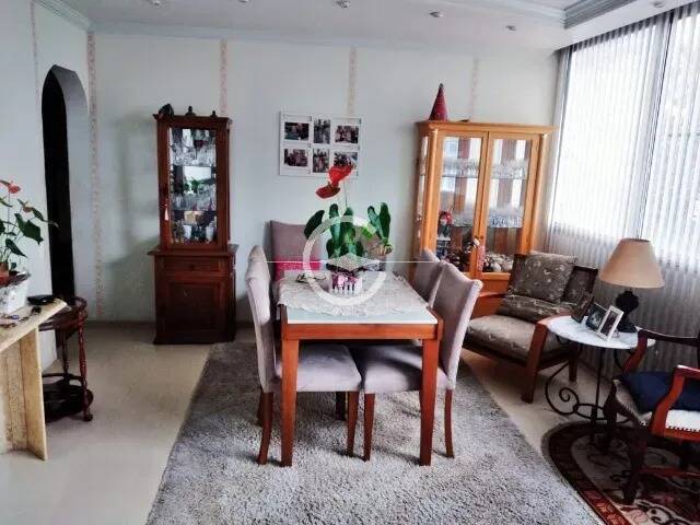 Apartamento à venda com 3 quartos, 140m² - Foto 2