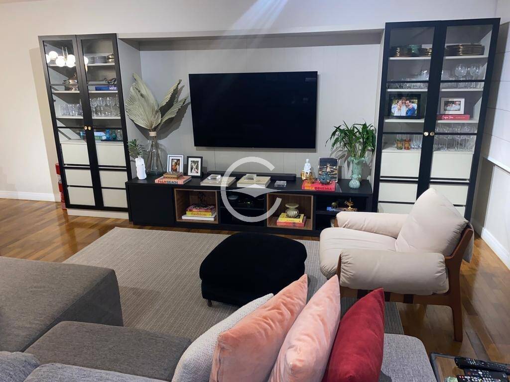 Apartamento à venda com 3 quartos, 166m² - Foto 3