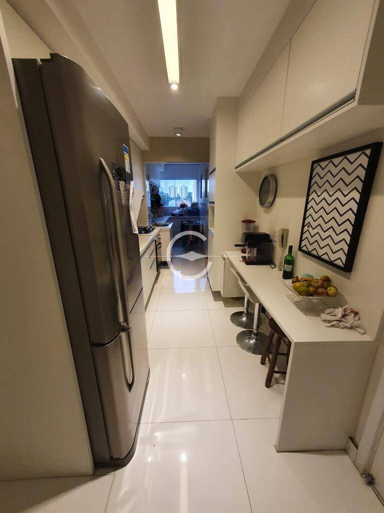 Apartamento à venda com 3 quartos, 125m² - Foto 23