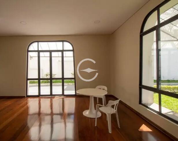 Apartamento à venda com 3 quartos, 112m² - Foto 1