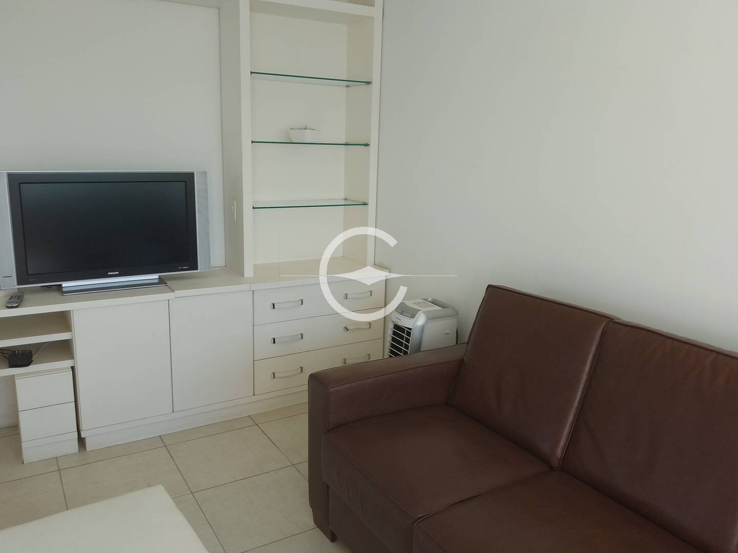 Apartamento para alugar com 2 quartos, 113m² - Foto 13