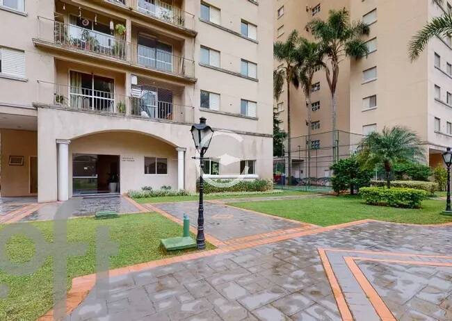 Apartamento à venda com 2 quartos, 75m² - Foto 8