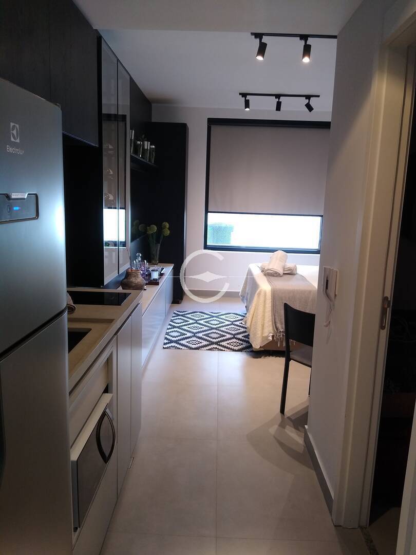 Apartamento à venda com 1 quarto, 30m² - Foto 2