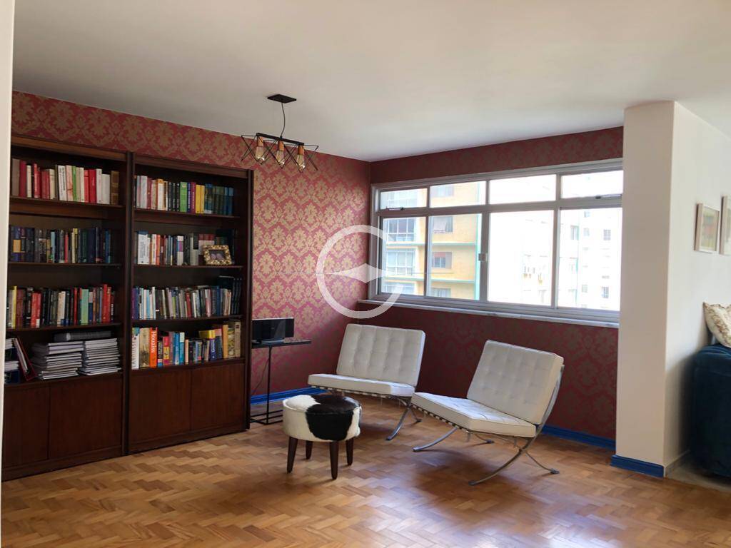 Apartamento à venda com 3 quartos, 210m² - Foto 1