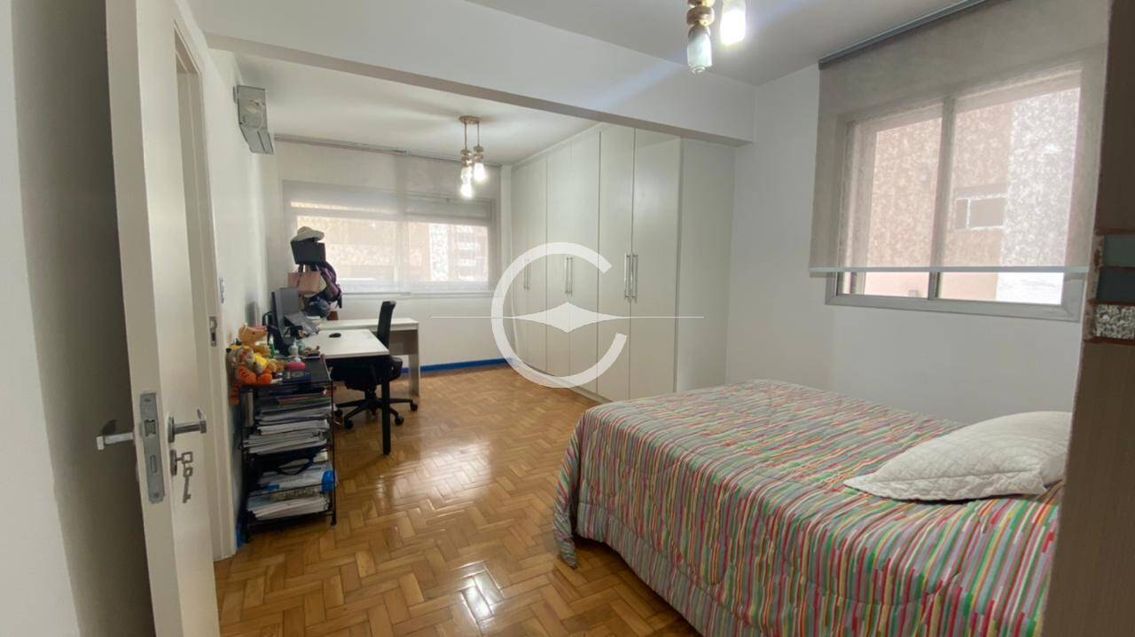 Apartamento à venda com 3 quartos, 210m² - Foto 11