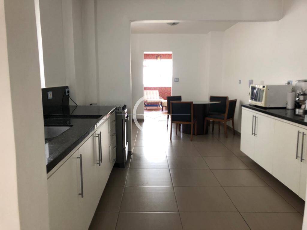 Apartamento à venda com 3 quartos, 210m² - Foto 13