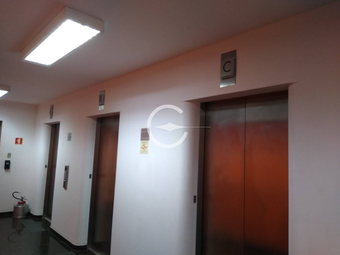 Prédio Inteiro para alugar, 537m² - Foto 10