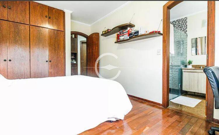 Apartamento à venda com 4 quartos, 218m² - Foto 10