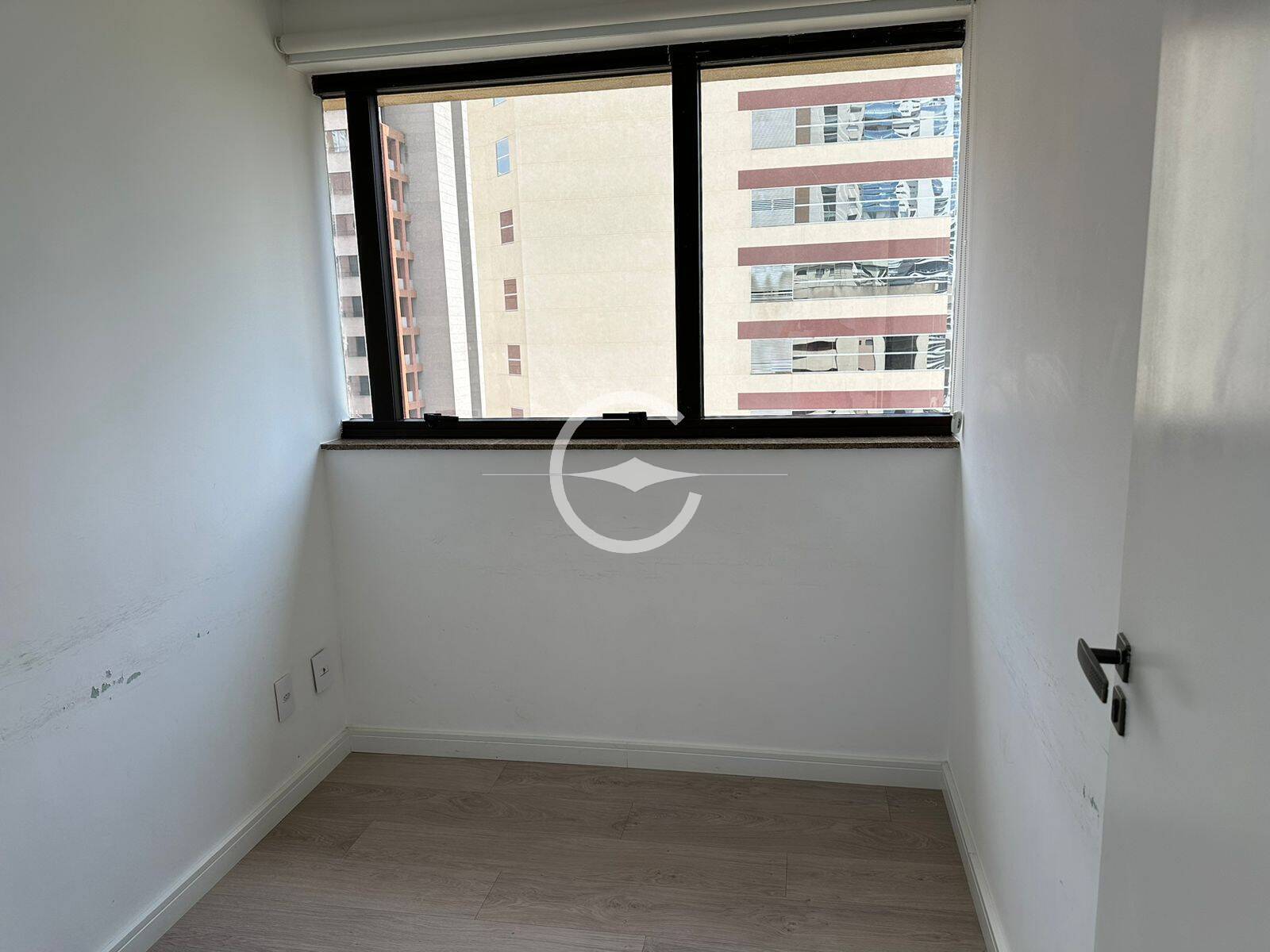 Prédio Inteiro para alugar, 75m² - Foto 4