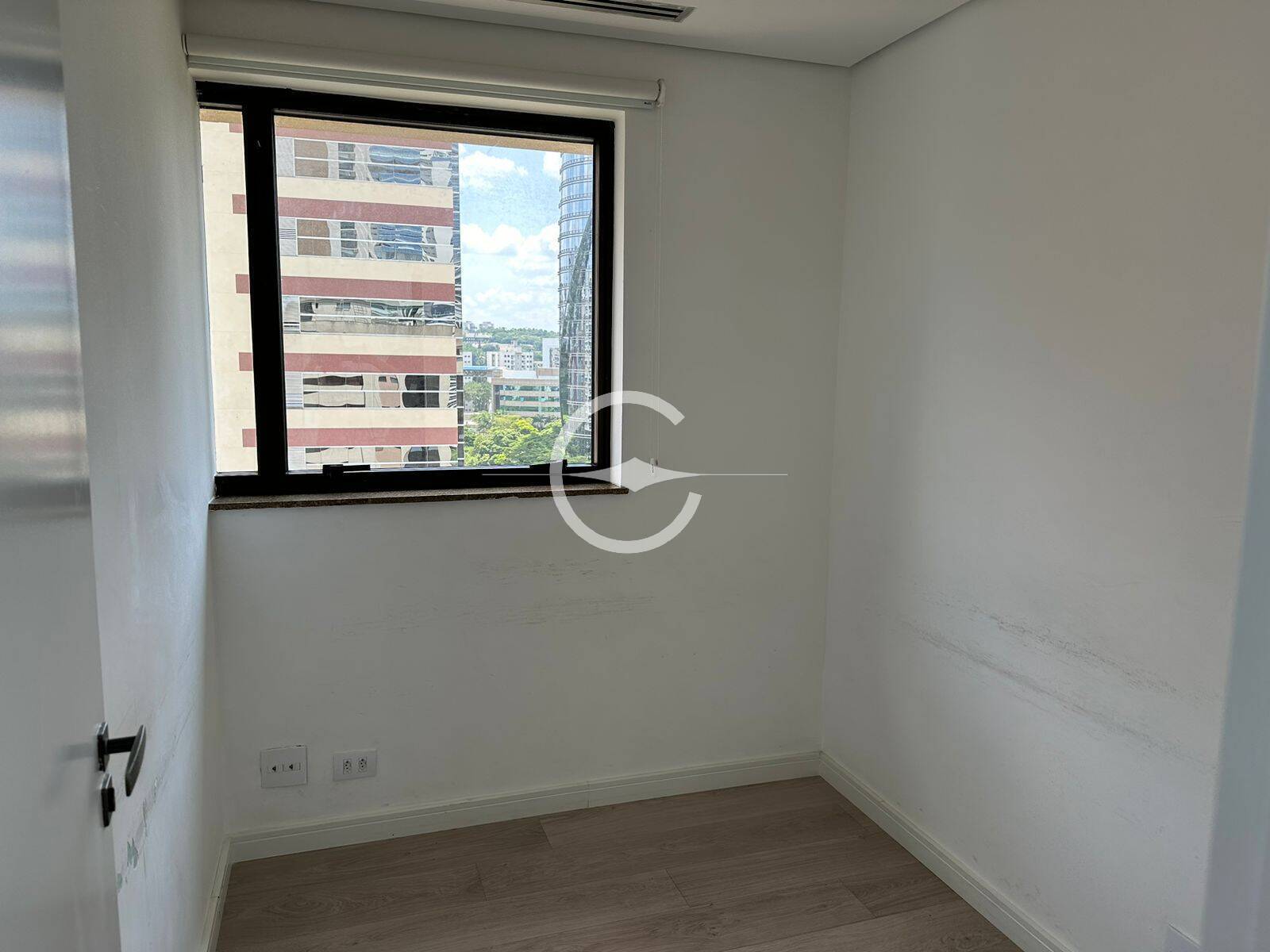 Prédio Inteiro para alugar, 75m² - Foto 5