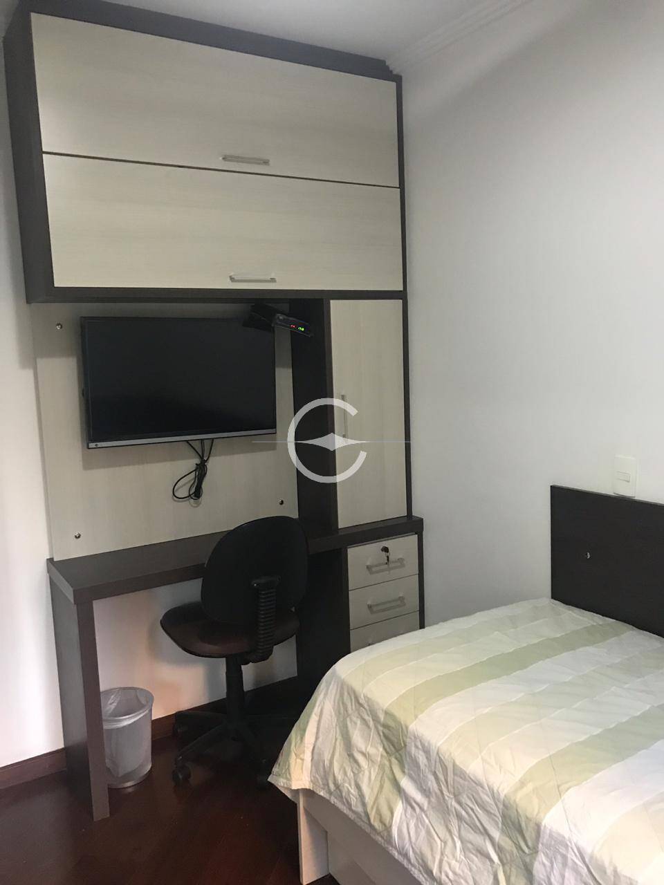 Apartamento à venda com 4 quartos, 230m² - Foto 4