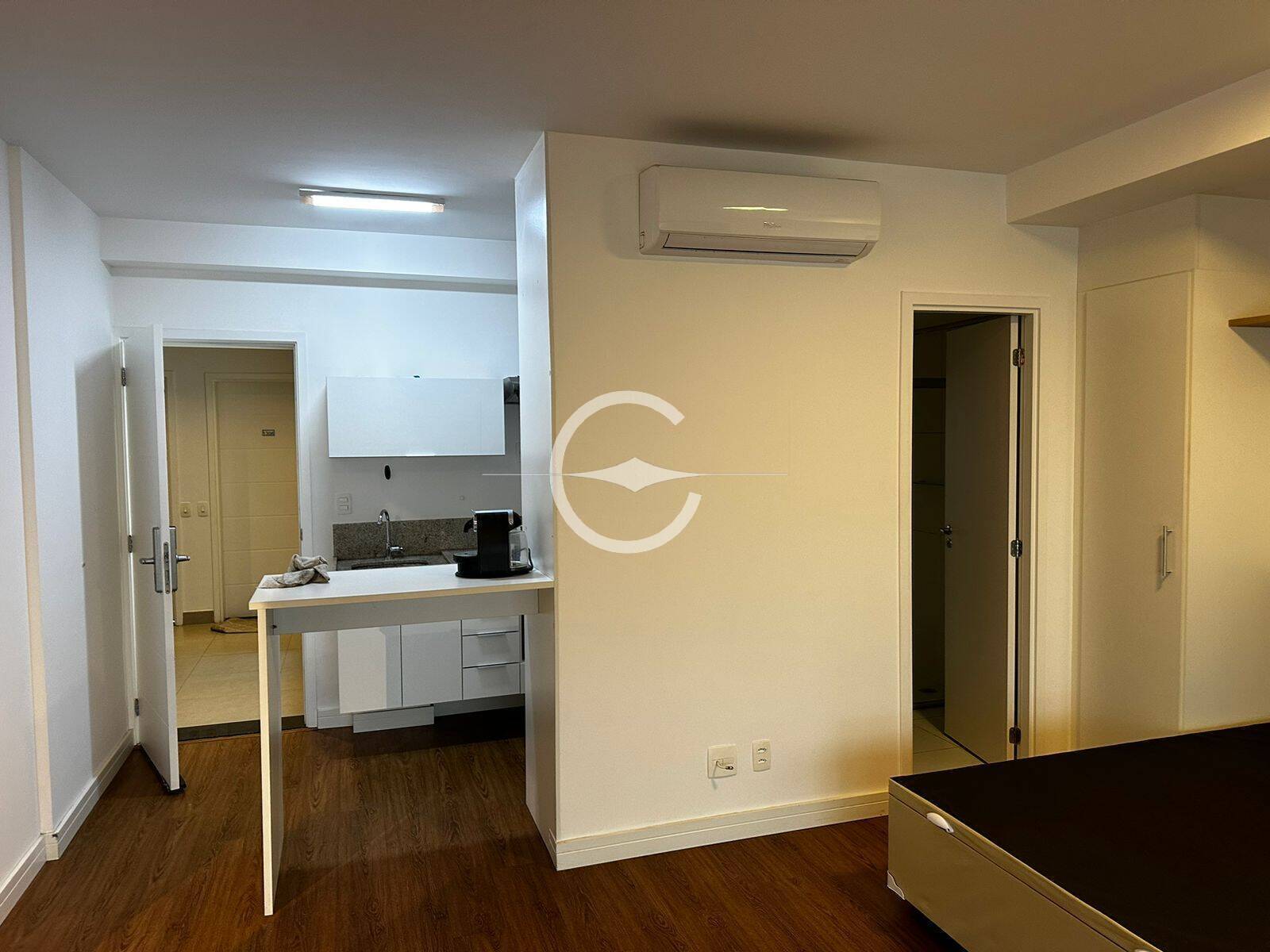 Apartamento à venda com 1 quarto, 41m² - Foto 10