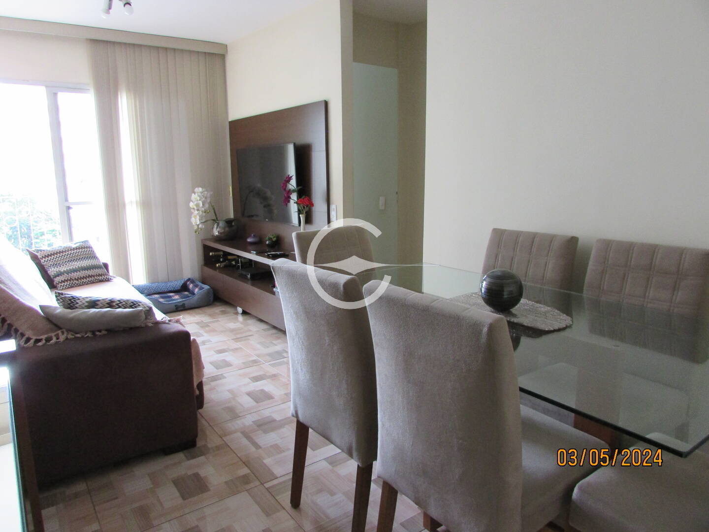 Apartamento à venda com 2 quartos, 56m² - Foto 1