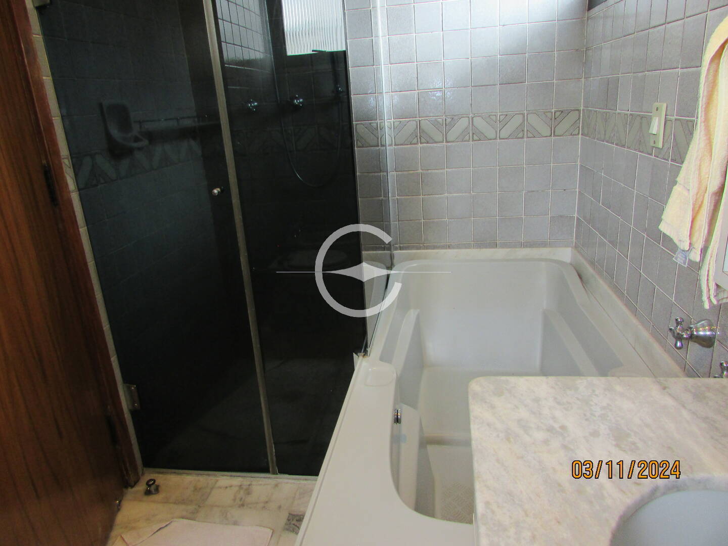 Apartamento à venda com 4 quartos, 220m² - Foto 32